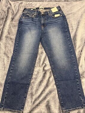 Classic Women's Mid-Blue Straight Leg Jeans